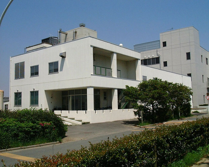 固体機能デバイス研究施設 外観